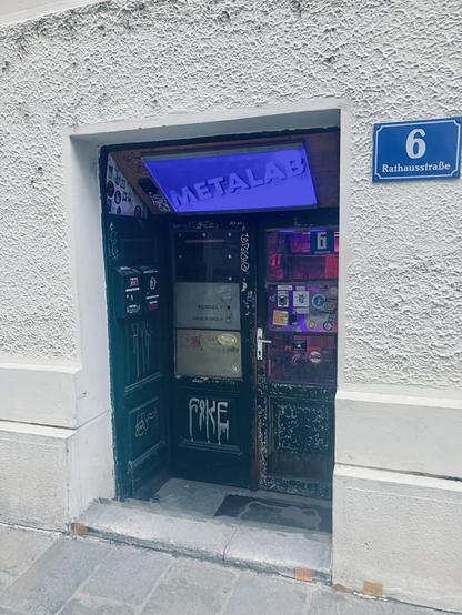 Eingang zum METALAB in der Rathausstraße im 1. Bezirk in Wien 🇦🇹 